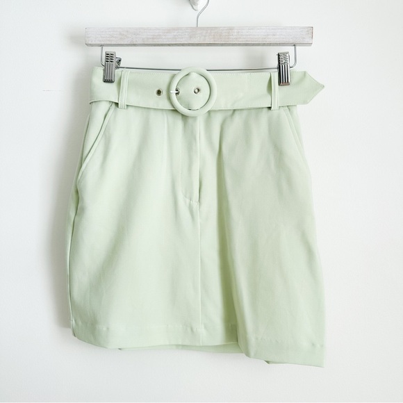 NWT Dynamite Pale Pastel Green Belted Mini Skirt sz XS - Picture 1 of 4